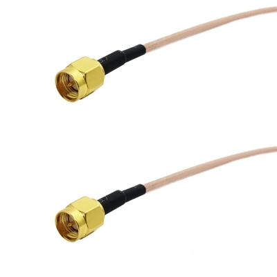 L'assemblage du câble d'extension du câble de connexion à faible perte SMA vers le câble de connexion SMA RG316