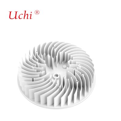 Assemblage de dissipateur thermique forgé à froid et de dissipation thermique pour éclairage LED