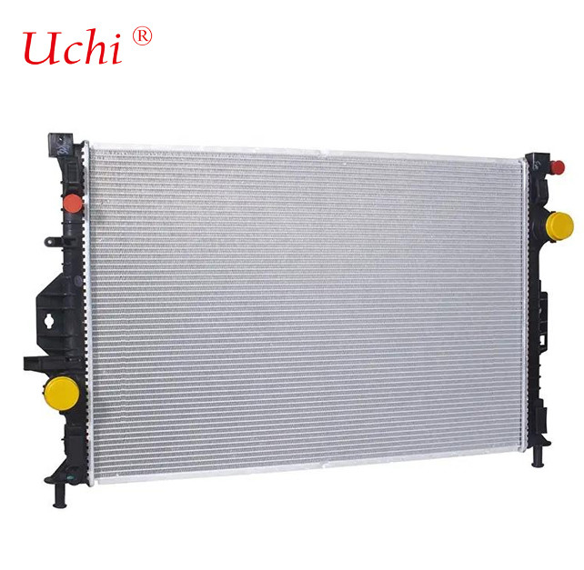 Invertisseur photovoltaïque Plaque de refroidissement liquide de haute puissance Radiateur extrudé en aluminium ou tuyau enterré à la pelle